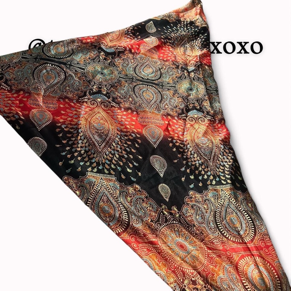 Paisley Patterned Scarf